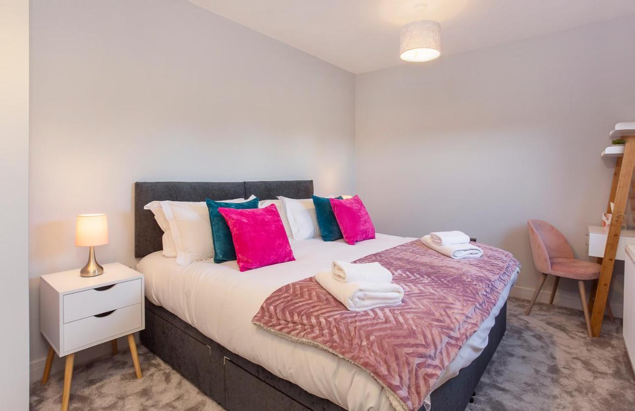 The Luxury Potting Shed With Free Parking! Apartment York Luaran gambar
